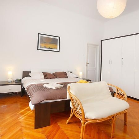 Beach Apartment Bacvice Split Exterior photo